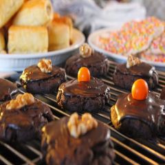 Chocolate Afghan Cookies (20 Pieces)
