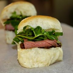 Rare Beef Sliders (20 Pieces)