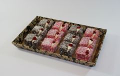 Mini Lamingtons (12 Pieces)